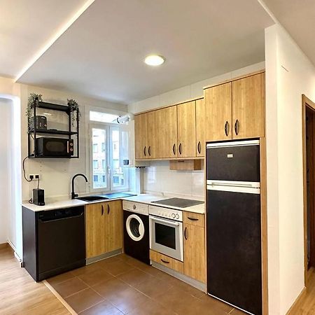 La Isla De Perez Galdos Apartment Logrono Luaran gambar