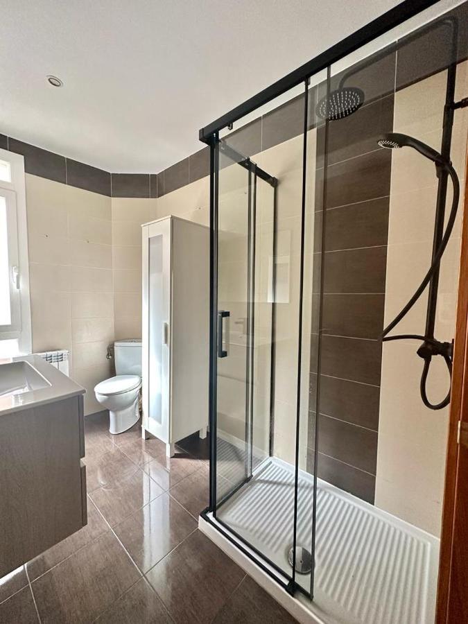 La Isla De Perez Galdos Apartment Logrono Luaran gambar