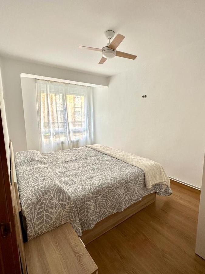 La Isla De Perez Galdos Apartment Logrono Luaran gambar